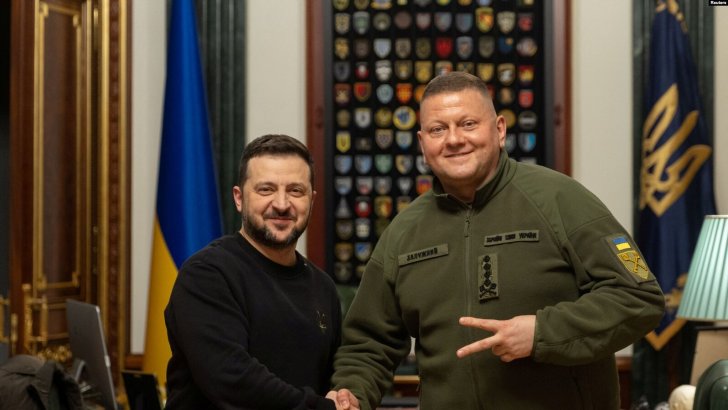 Zelenski Ukrayna Silahlı Qüvvələrinin baş komandanı Valeri Zalujnını vəzifəsindən azad edib
