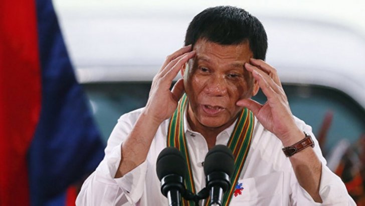 Filippin prezidentin impiçmenti tələb olunur