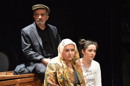 Gənc Tamaşaçılar Teatrında “Ünvansız qatar” tamaşasının premyerası olacaq