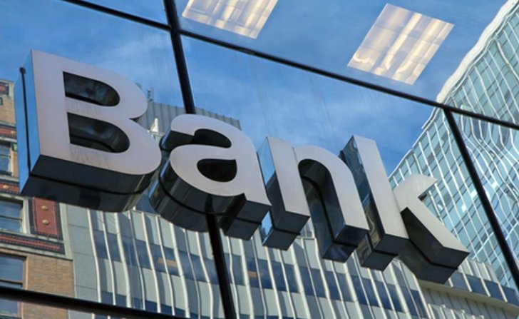 Azərbaycan bankları işçilərinin sayını azaldır