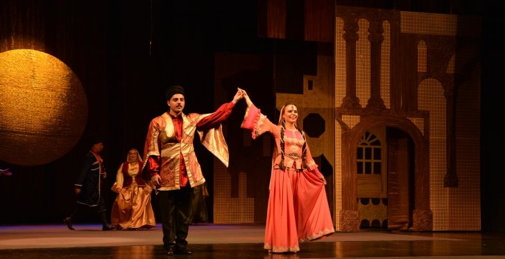 Fidan Qasımova və Şəfiqə Məmmədova Musiqili Teatrda