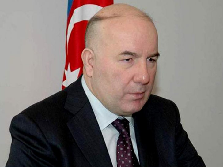 Baş bankir Elman Rüstəmovun maaşı azaldıldı: 
