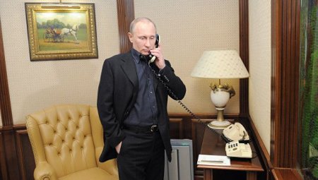 Rusiya və ABŞ prezidentləri arasında telefon danışığı olub