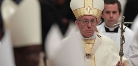 Papa görüşqabağı Trampı tənqid etdi: ".... məni utandırdı"