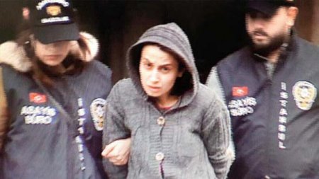 Uşaqlarını boğan ana: "Yaşıl adam mənə " iki cin balası var, onları öldür " dedi"