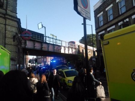 London metrosunda partlayış baş verib - 