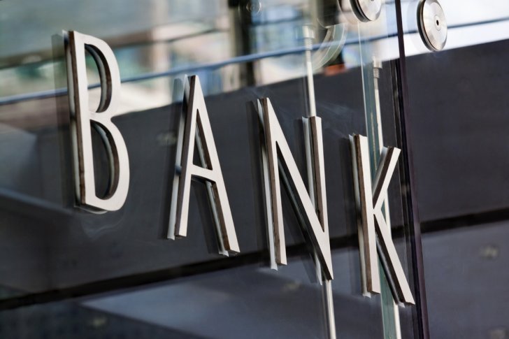 Bankların depozit portfeli 1,2 mlrd. manat 