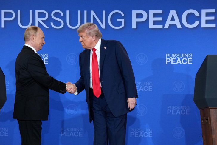 Tramp-Putin görüşü: razılaşma yoxdur - VİDEO