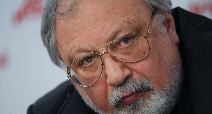 Rüstəm İbrahimbəyov. Bağ evi - HEKAYƏ