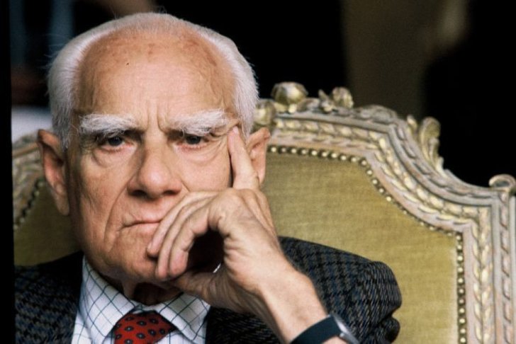 Alberto Moravia. Püşk - HEKAYƏ