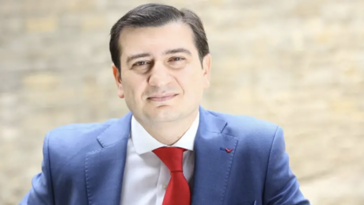 Azər Qasımlının məhkəməsində mübahisə düşüb