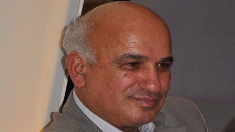 Kəramət Kəramət. Sadəcə, göy üzünə bax, gülümsə... - ŞEİRLƏR