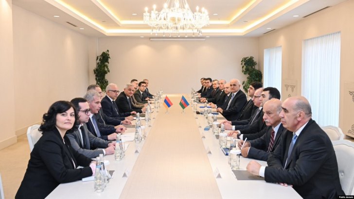 Azərbaycan nümayəndə heyəti Ermənistandadır