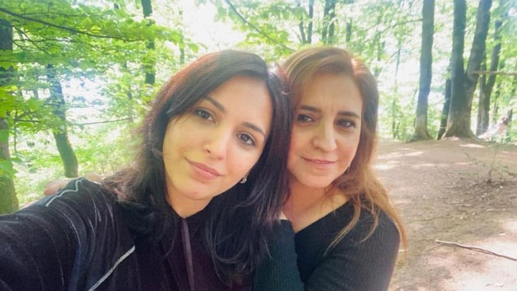 Həbsdəki jurnalist Aytac Tapdığın anasının Azərbaycandan çıxışına "stop" qoyulub